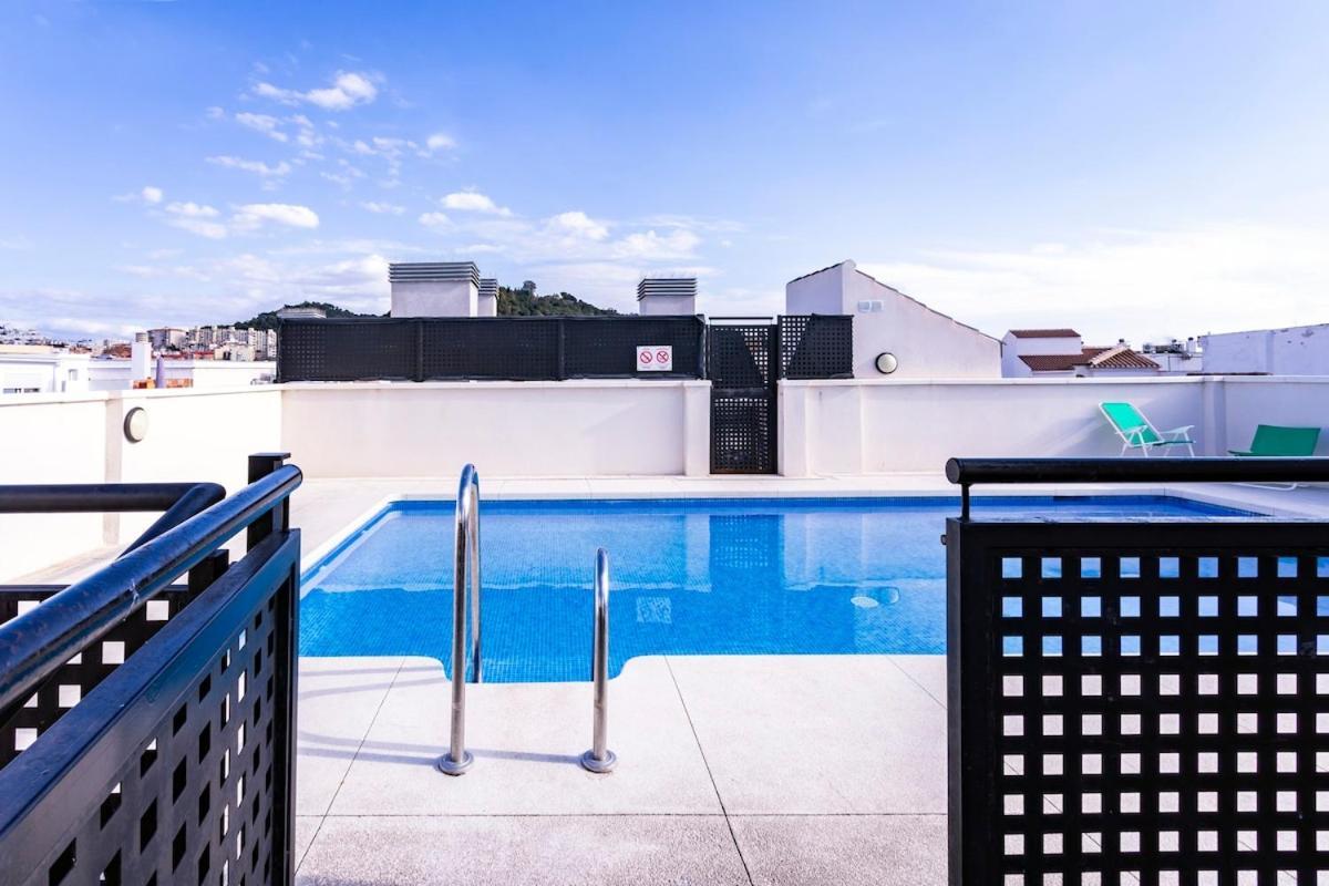 -Malagasunapts- Central Freeparking Rooftoppool المظهر الخارجي الصورة