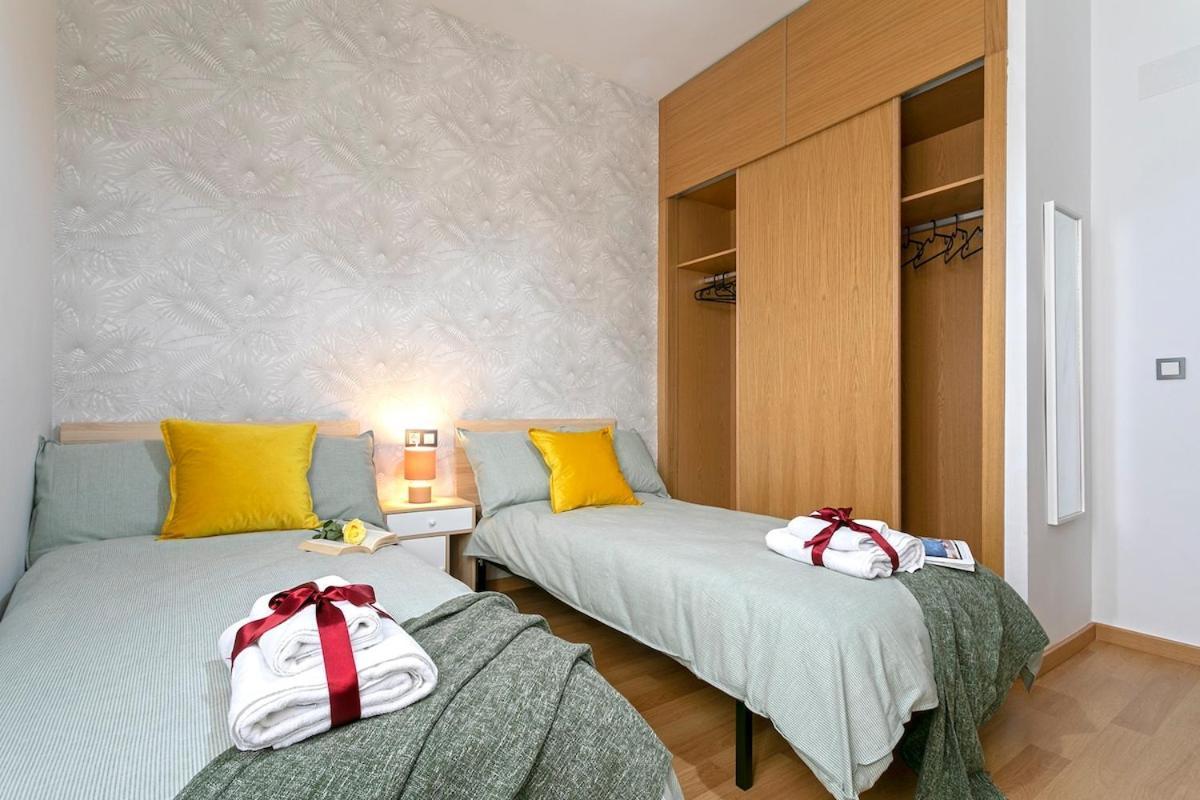 -Malagasunapts- Central Freeparking Rooftoppool المظهر الخارجي الصورة